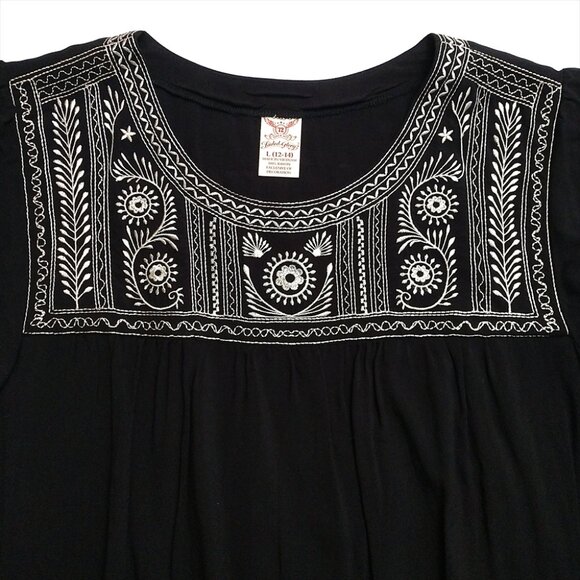 Faded Glory Women's Embroidered Black Blouse Short Sleeve Shirt L Large - Picture 4 of 7